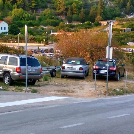 Desa Petric Appartamento *